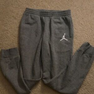 Jordan Youth Gray Jumpman Fleece Joggers XL